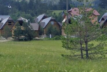 Plac Zlatibor 5 ari